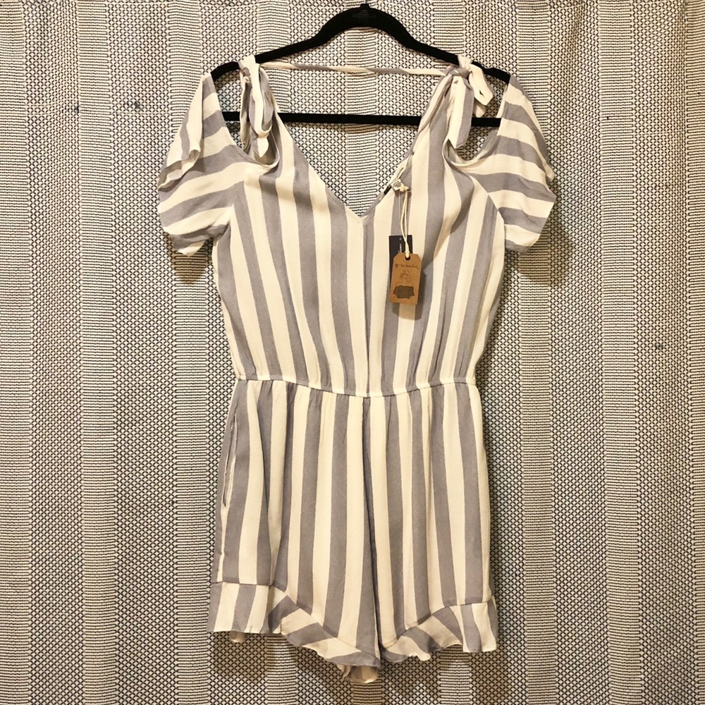 American Eagle Romper